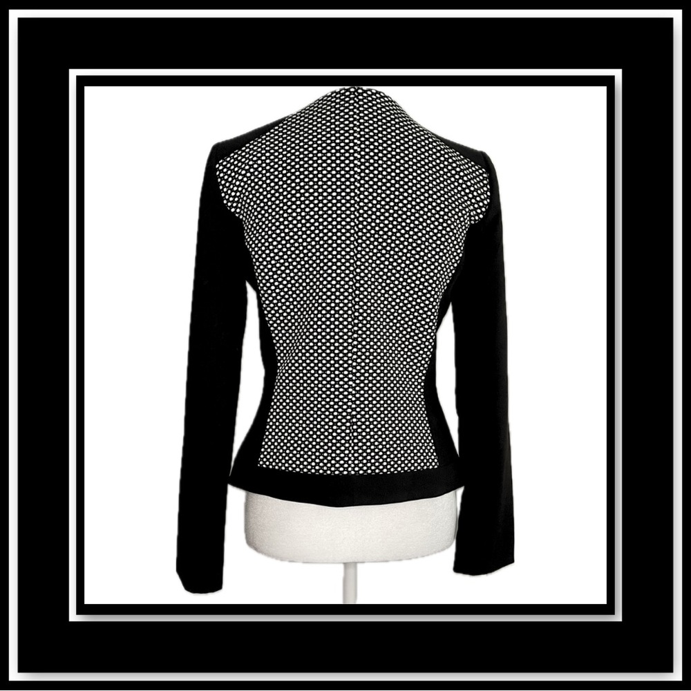 Tahari Arthur S. Levine Full Zip Jacket, size 2 - Picture 3 of 4